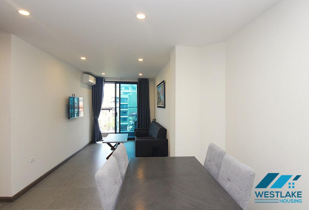 Lake view 2 bedrooms apartment with balcony for rent in Yen Hoa, Tay Ho, Ha Noi