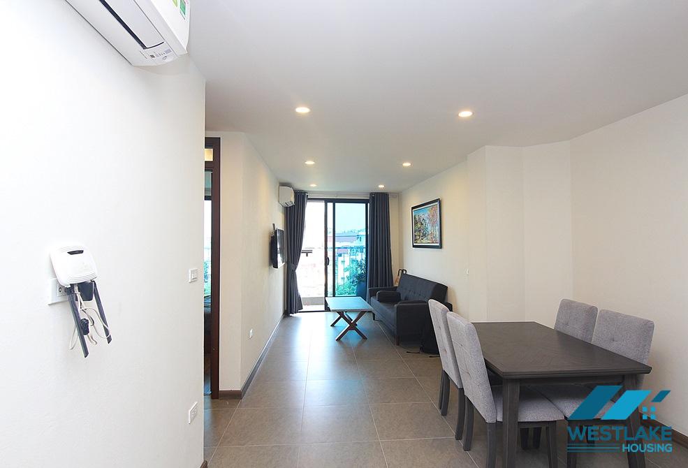 Lake view 2 bedrooms apartment with balcony for rent in Yen Hoa, Tay Ho, Ha Noi
