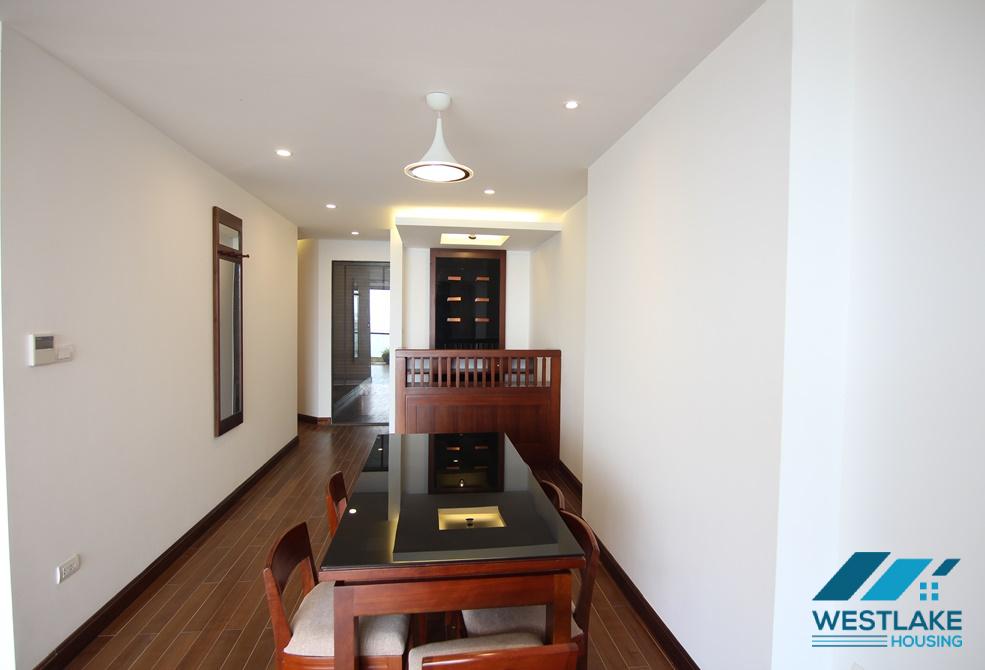 A nice lake view 2 bedroom apartment for rent in Tay Ho, Ha Noi