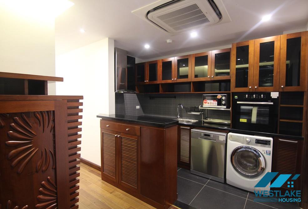 A nice lake view 2 bedroom apartment for rent in Tay Ho, Ha Noi