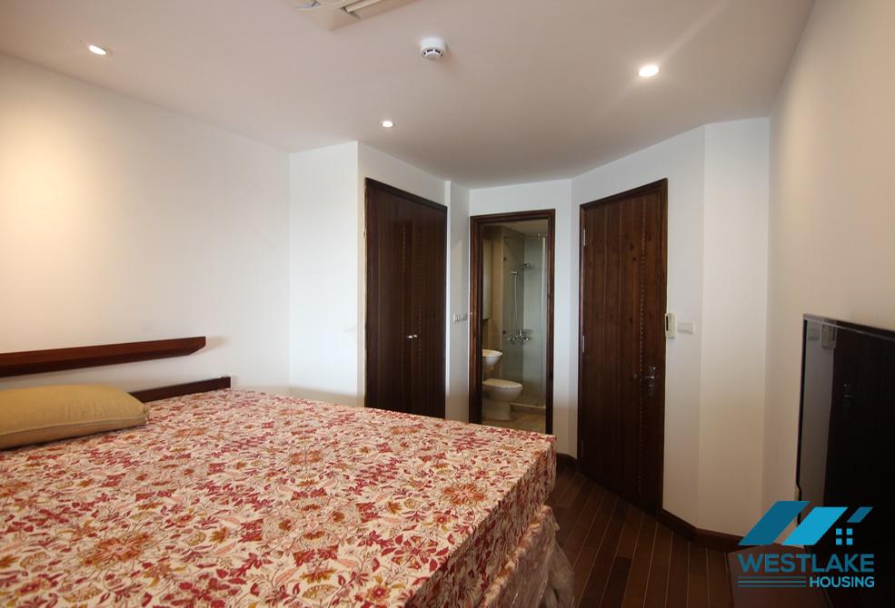 A nice lake view 2 bedroom apartment for rent in Tay Ho, Ha Noi