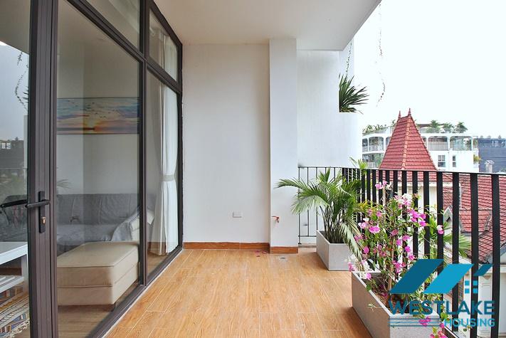 Cho Thuê Căn Hộ 2 Phòng Ngủ Đẹp, Hiện Đại, Ban Công Rông Thoáng Sáng Tại Tô Ngọc Vân, Tây Hồ, Hà Nội