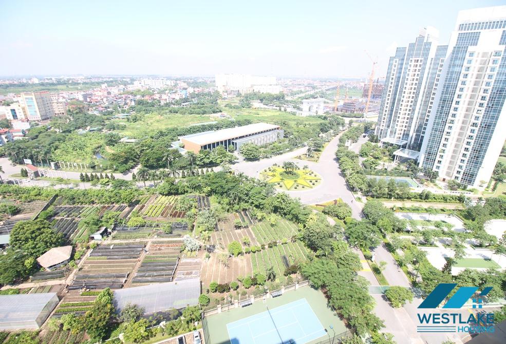 Cho thuê căn hộ 4 phòng ngủ sang trọng tại tòa E – Ciputra, Tây Hồ