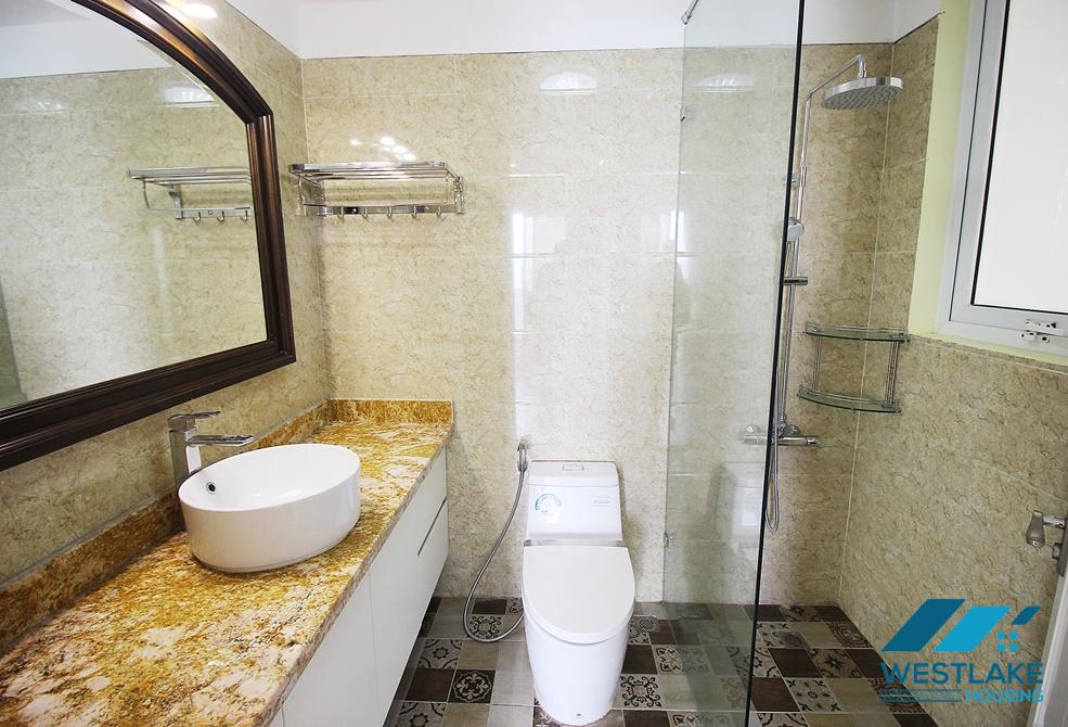 Cho thuê căn hộ 3 phòng ngủ cải tạo tại Tháp E – Ciputra, Tây Hồ