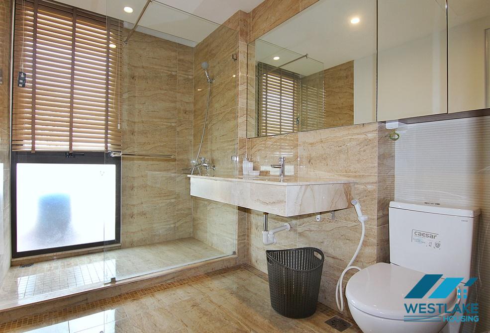 A 4 bedroom apartment with beautiful lake view in Xuan Dieu, Tay Ho