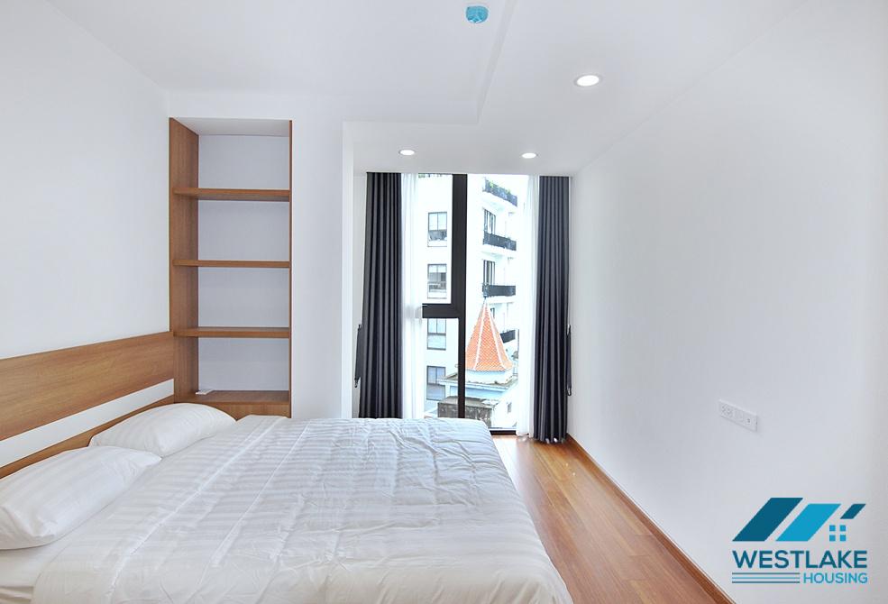 Brightly 3 bedrooms apartment for rent in Dang Thai Mai, Tay Ho, Ha Noi
