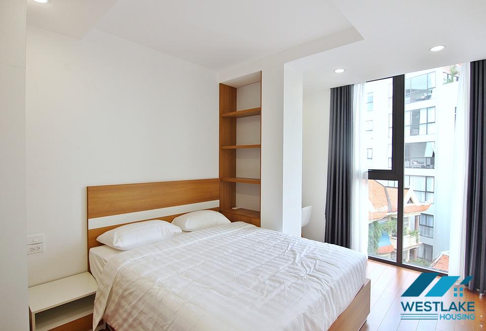 Brightly 3 bedrooms apartment for rent in Dang Thai Mai, Tay Ho, Ha Noi