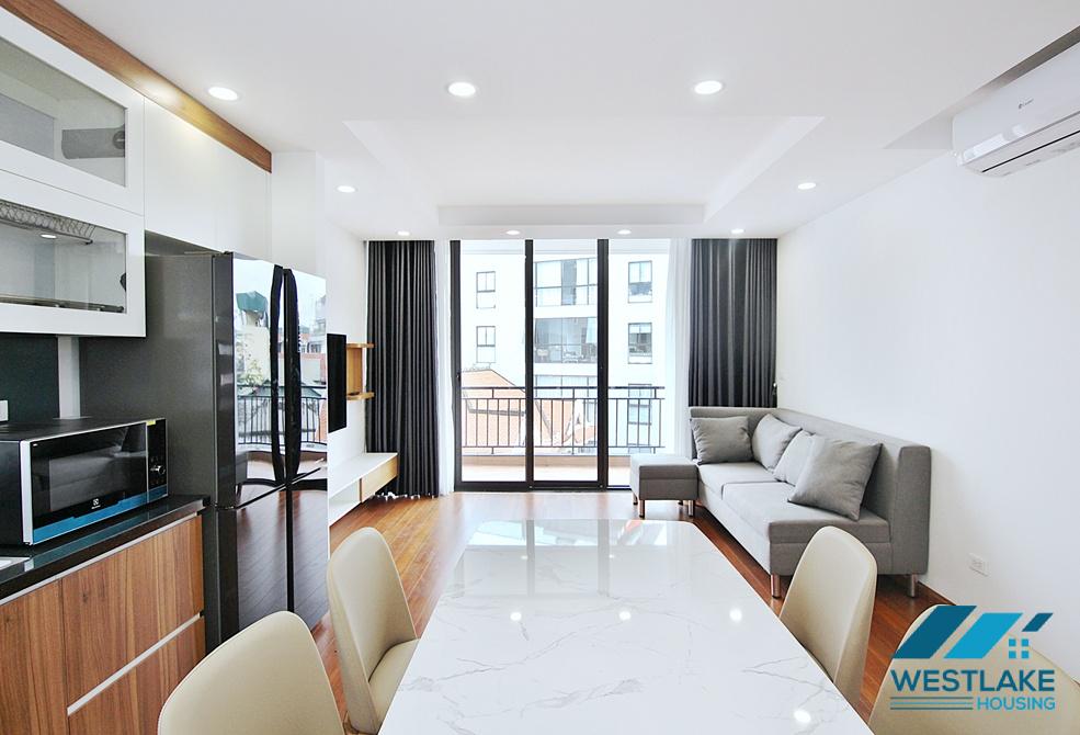 Brightly 3 bedrooms apartment for rent in Dang Thai Mai, Tay Ho, Ha Noi