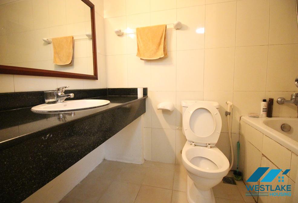 Cho thuê căn hộ 3 phòng ngủ tại Ciputra, Tây Hồ, Hà Nội
