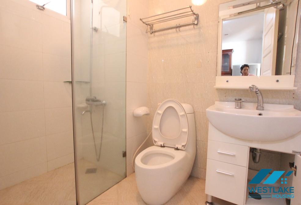 Cho thuê căn hộ sáng sủa tại tòa E, Ciputra, Tây Hồ, Hà Nội