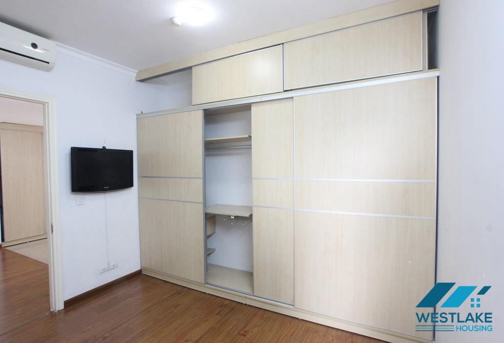 Cho thuê căn hộ sáng sủa tại tòa E, Ciputra, Tây Hồ, Hà Nội