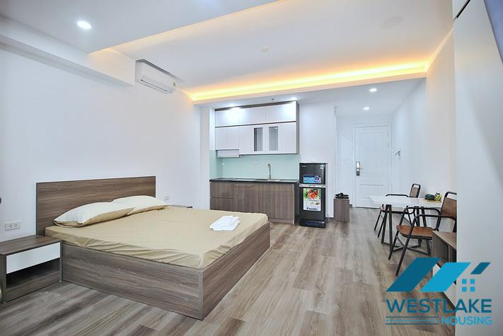 Căn Hộ Studio Mới Đẹp Sáng Thoáng Cho Thuê Tại Tô Ngọc Vân, Tây Hồ, Hà Nội