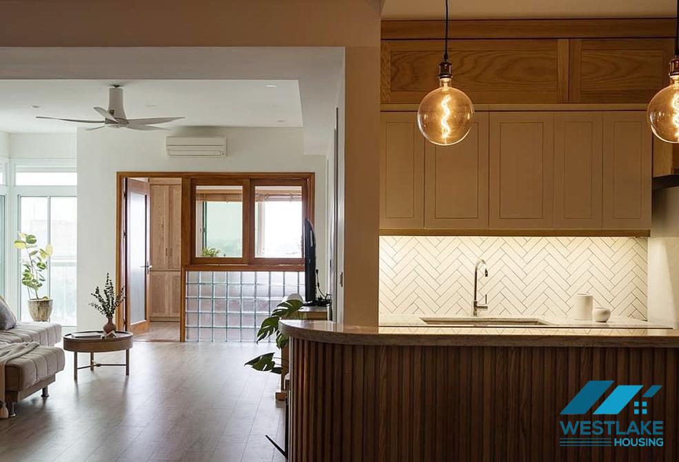 Cho thuê căn hộ 3 phòng ngủ hiện đại – tầng cao tại Ciputra, Tây Hồ