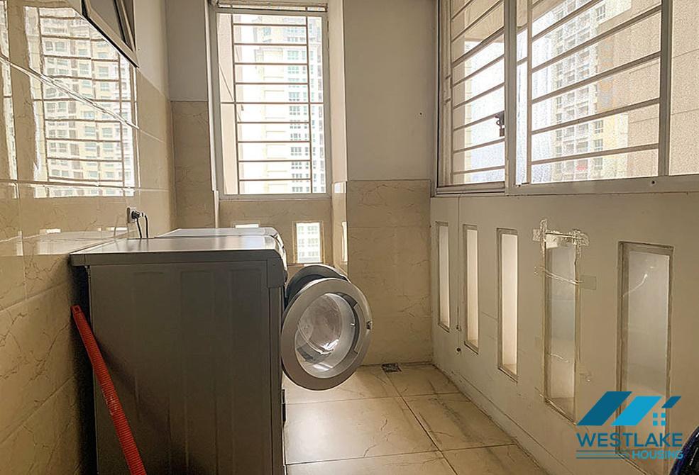 Cho thuê căn hộ 4 phòng ngủ sang trọng tại tòa E – Ciputra