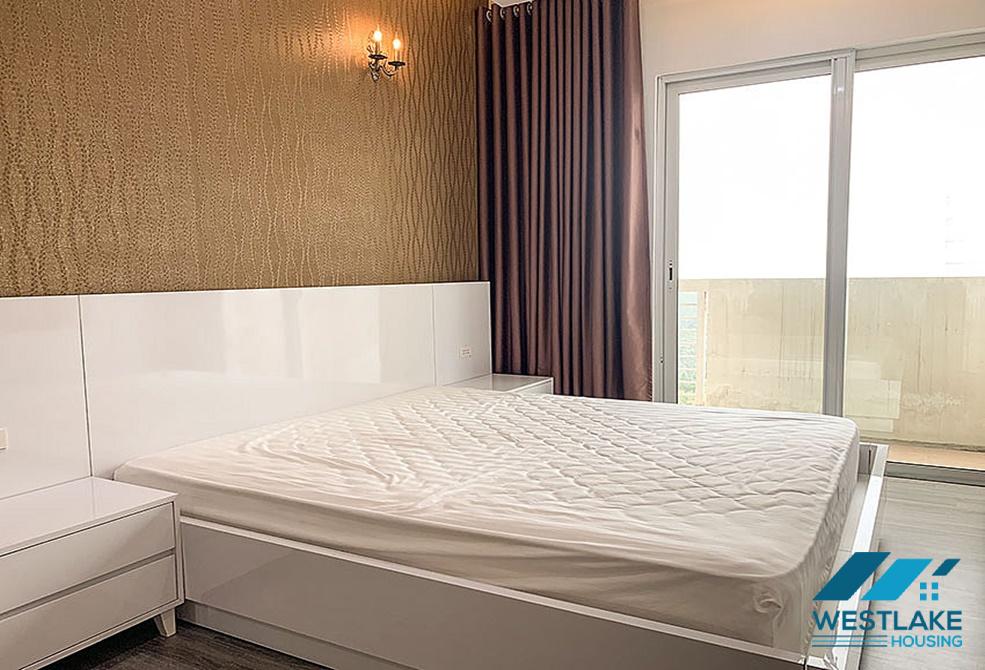 Cho thuê căn hộ 4 phòng ngủ sang trọng tại tòa E – Ciputra