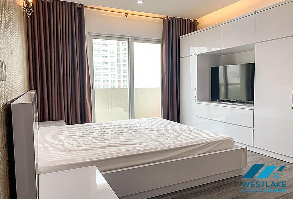 Cho thuê căn hộ 4 phòng ngủ sang trọng tại tòa E – Ciputra
