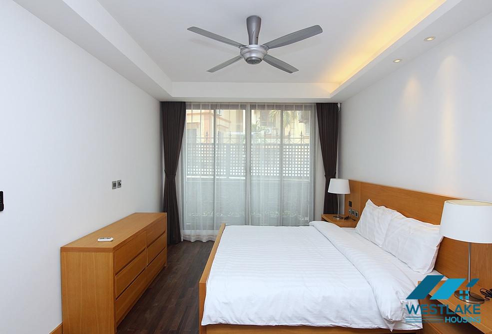 Bright and spacious 2 bedrooms apartment for rent in central Tay Ho, Hanoi for rent