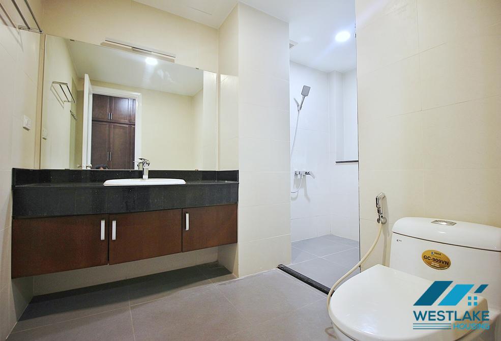 Lake view 03 bedrooms apartment for rent in Quang An st, Tay Ho ward, Tay Ho
