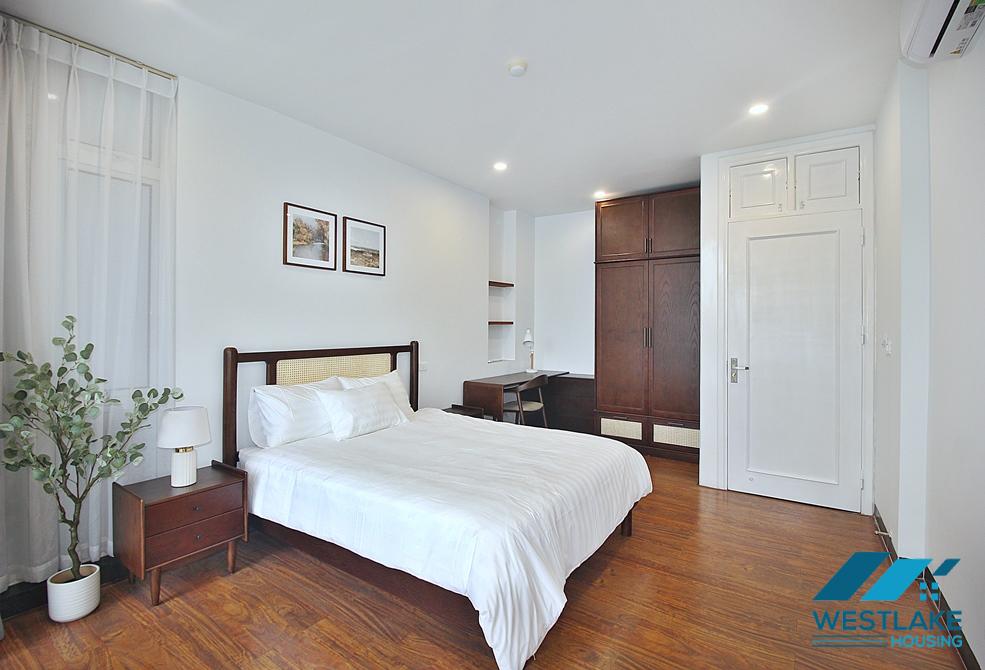 Lake view 03 bedrooms apartment for rent in Quang An st, Tay Ho ward, Tay Ho