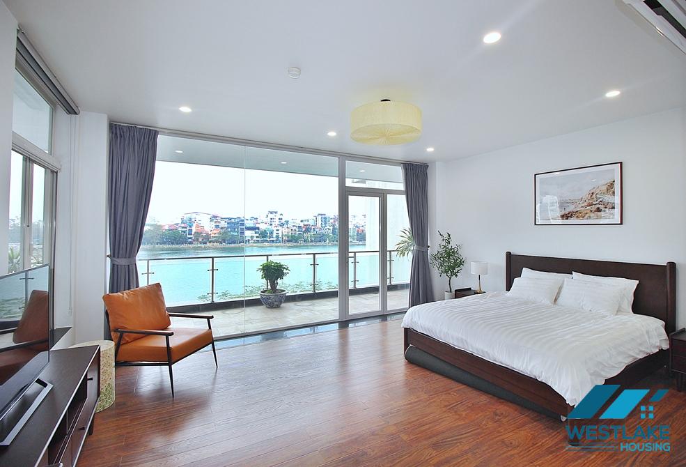 Lake view 03 bedrooms apartment for rent in Quang An st, Tay Ho ward, Tay Ho