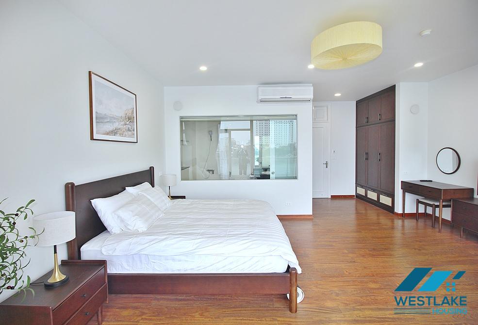 Lake view 03 bedrooms apartment for rent in Quang An st, Tay Ho ward, Tay Ho