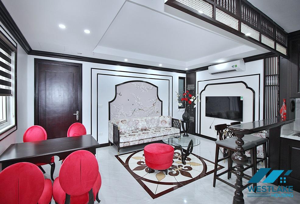 A lake view 2 bedroom apartment for lease in Xuan Dieu, Tay Ho