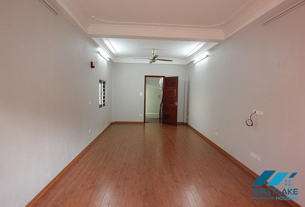 Nhà Mới Xây Chưa Có Nội Thất Cho Thuê Tại Âu Cơ, Tây Hồ, Hà Nội Nhà Mới Xây Chưa Có Nội Thất Cho Thuê Tại Âu Cơ, Tây Hồ, Hà Nội