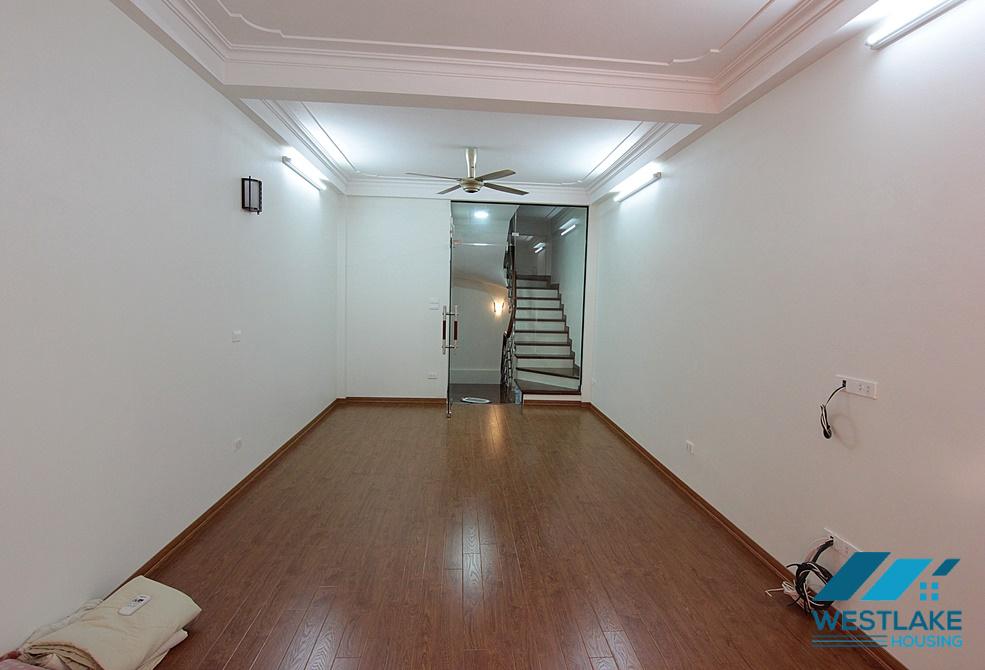 Nhà Mới Xây Chưa Có Nội Thất Cho Thuê Tại Âu Cơ, Tây Hồ, Hà Nội Nhà Mới Xây Chưa Có Nội Thất Cho Thuê Tại Âu Cơ, Tây Hồ, Hà Nội