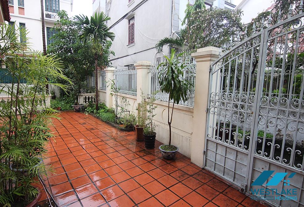 A spacious house with garden for rent in Nghi Tam, Tay Ho A spacious house with garden for rent in Nghi Tam, Tay Ho