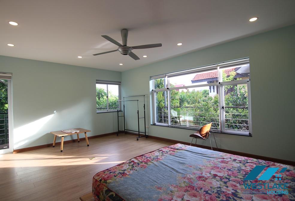 A nice 4 bedroom house with front yard for rent in Nghi Tam, Tay Ho