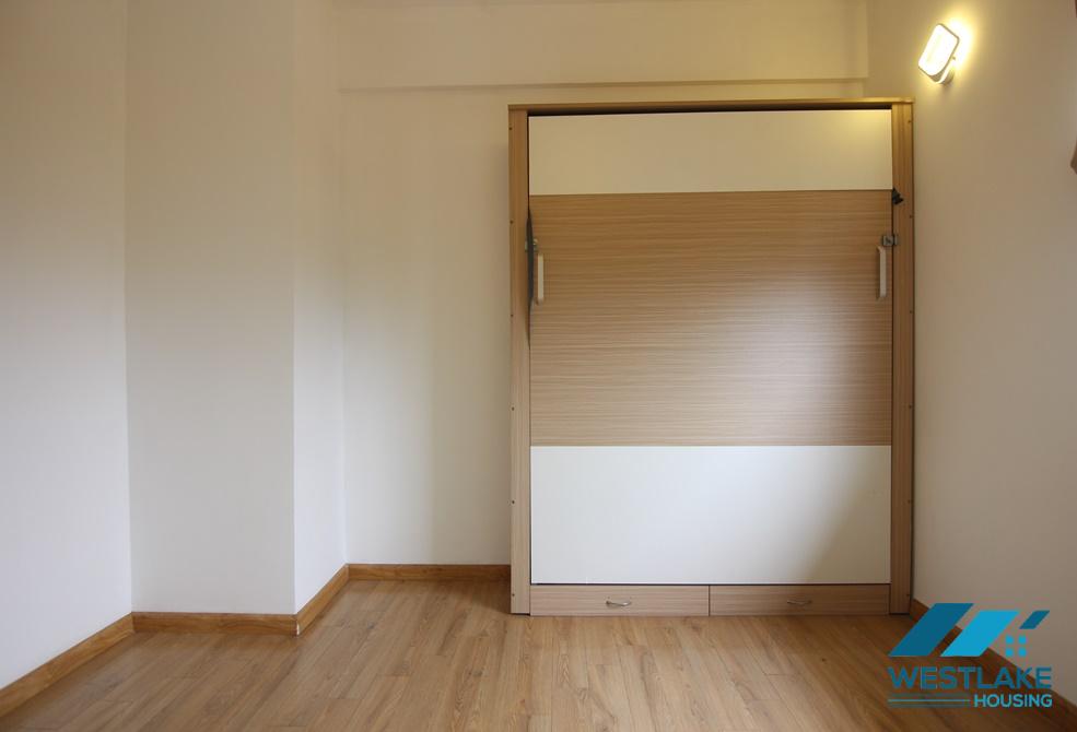 Cho thuê căn hộ 4 phòng ngủ mới hoàn thiện tại Ciputra, Tây Hồ, Hà Nội