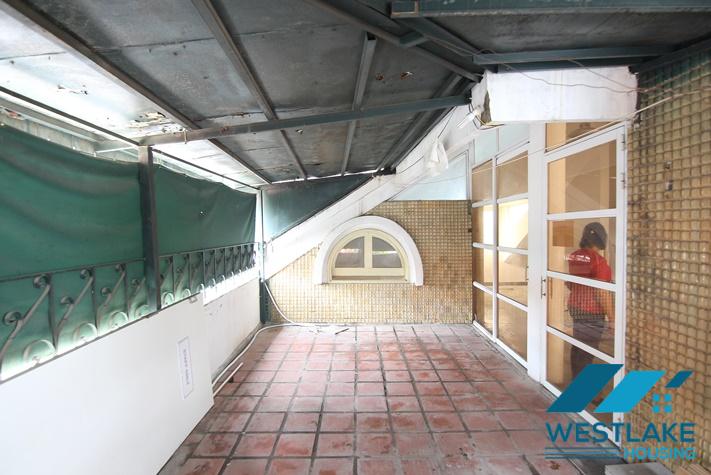 Cho Thuê Nhà Có Sân Rộng Thoáng, Vị Trí Đẹp Rất Phù Hợp Để Làm Quán Cà Phê, Nhà Hàng Tại Tây Hồ, Hà Nội Cho Thuê Nhà Có Sân Rộng Thoáng, Vị Trí Đẹp Rất Phù Hợp Để Làm Quán Cà Phê, Nhà Hàng Tại Tây Hồ, Hà Nội