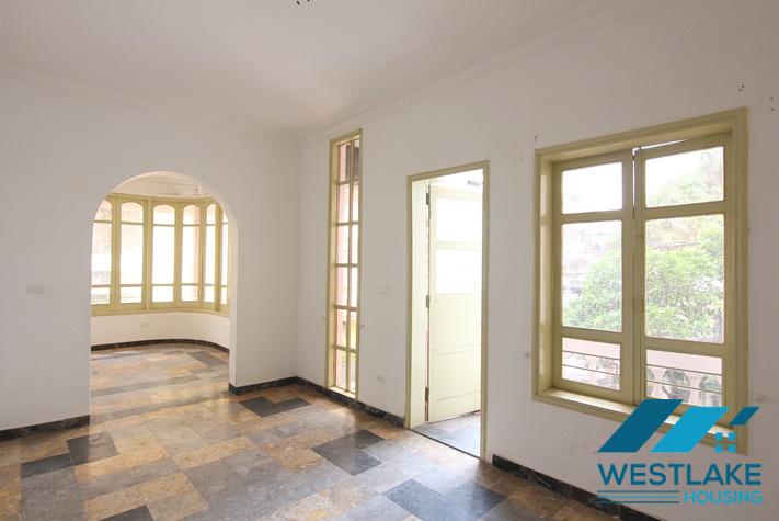 Cho Thuê Nhà Có Sân Rộng Thoáng, Vị Trí Đẹp Rất Phù Hợp Để Làm Quán Cà Phê, Nhà Hàng Tại Tây Hồ, Hà Nội Cho Thuê Nhà Có Sân Rộng Thoáng, Vị Trí Đẹp Rất Phù Hợp Để Làm Quán Cà Phê, Nhà Hàng Tại Tây Hồ, Hà Nội