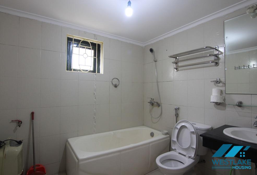 An affordable 5 bedroom house for rent in Nghi Tam, Tay Ho