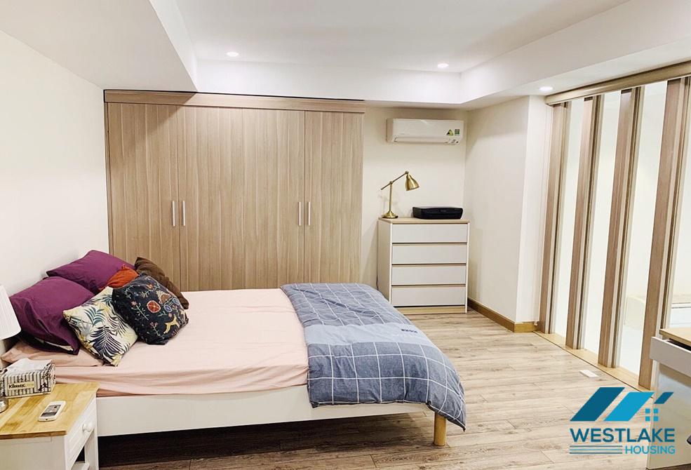 Cho thuê căn hộ thông tầng 3 phòng ngủ độc đáo tại Ciputra, Tây Hồ, Hà Nội