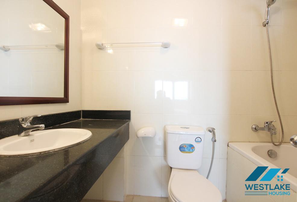 Cho thuê căn hộ thông tầng ấm cúng 4 phòng ngủ tại tòa E1, Ciputra, Tây Hồ, Hà Nội