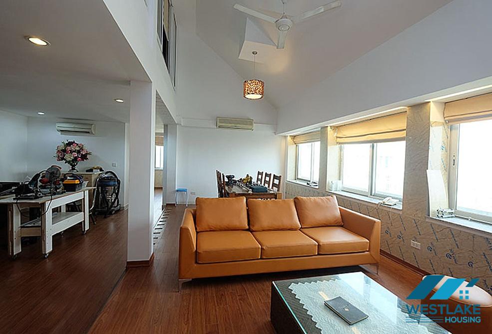Cho thuê căn hộ Penthouse tuyệt đẹp tại tòa E, Ciputra – Giá cả hợp lý