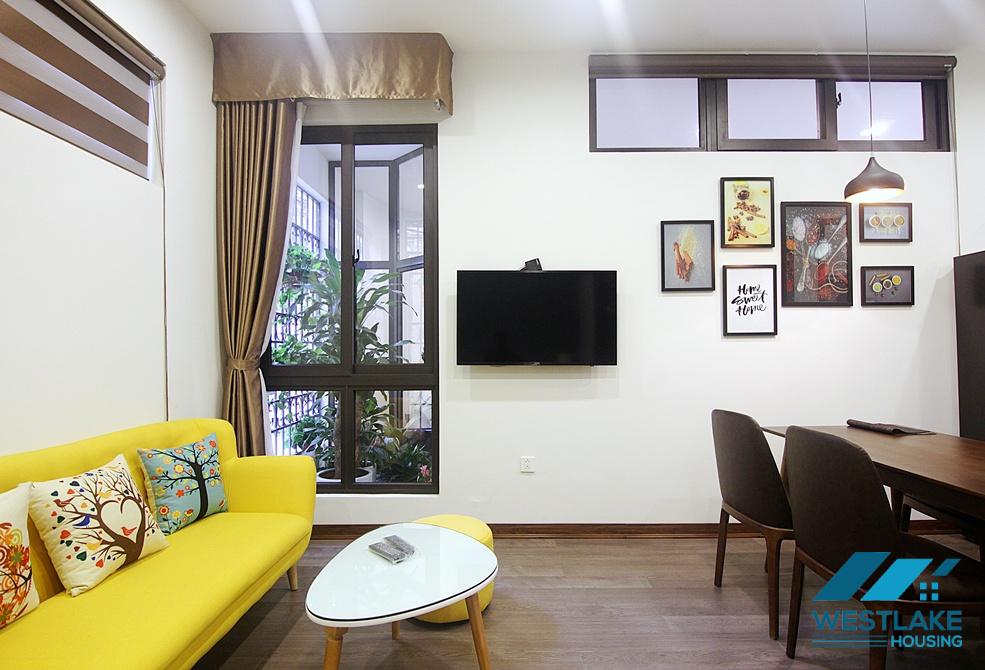 A lovely studio near the Lake side for rent in Tu Hoa area, Tay Ho, Ha Noi