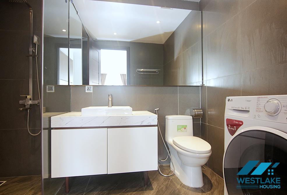 A lovely studio near the Lake side for rent in Tu Hoa area, Tay Ho, Ha Noi