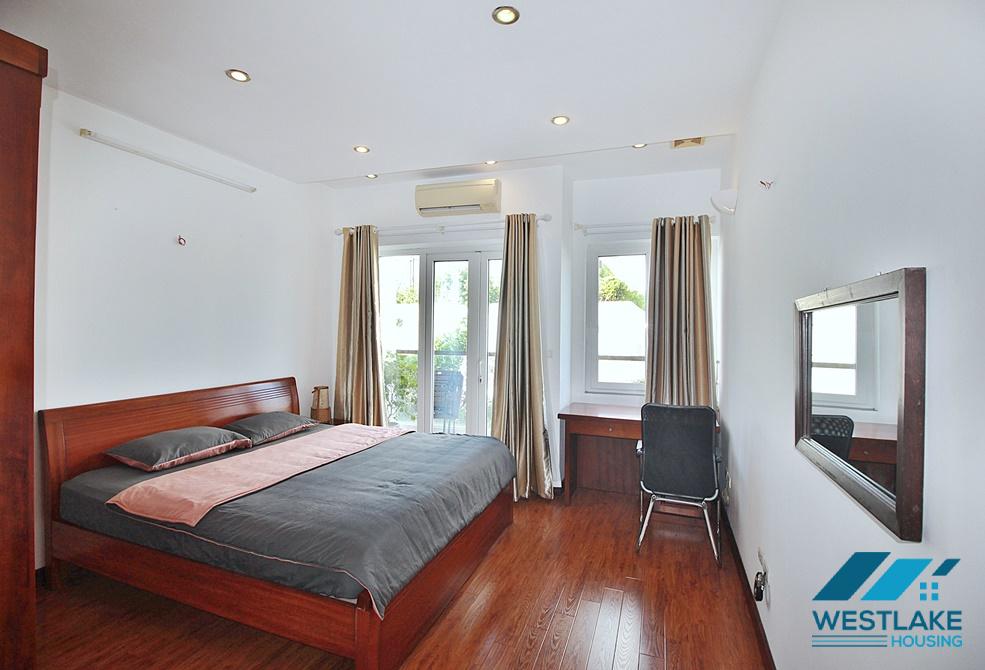 Affordable price 02 bedrooms apartment for rent in Tu Hoa area, Tay Ho, Ha Noi