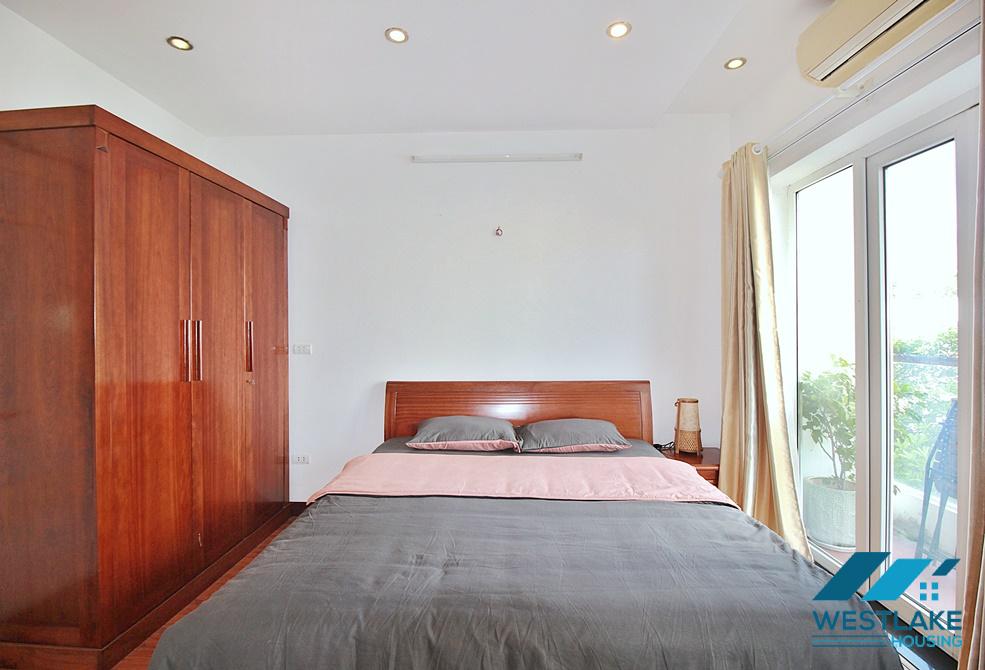 Affordable price 02 bedrooms apartment for rent in Tu Hoa area, Tay Ho, Ha Noi