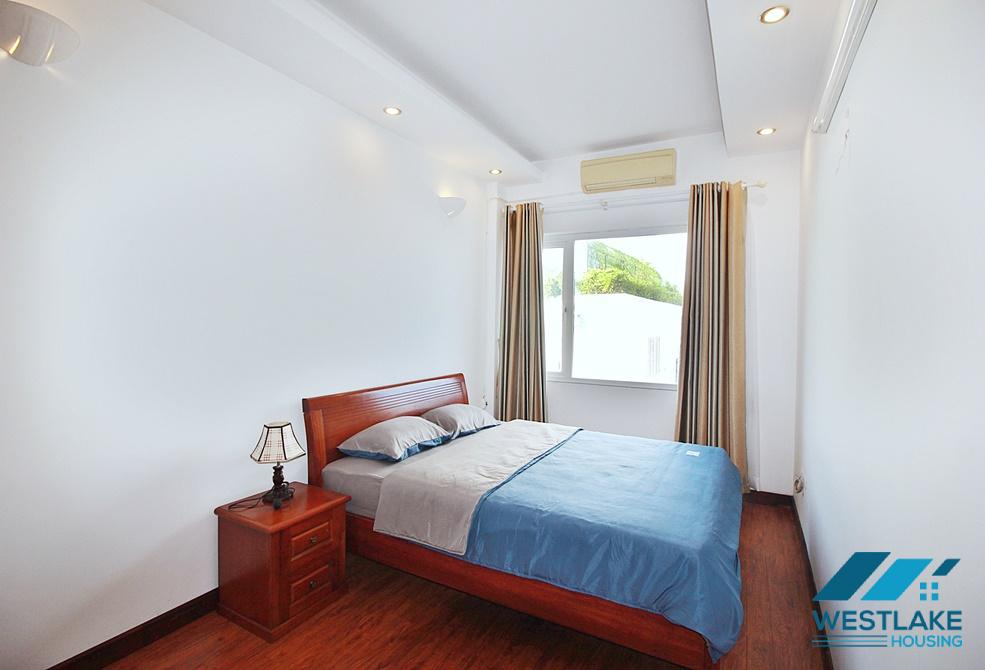 Affordable price 02 bedrooms apartment for rent in Tu Hoa area, Tay Ho, Ha Noi