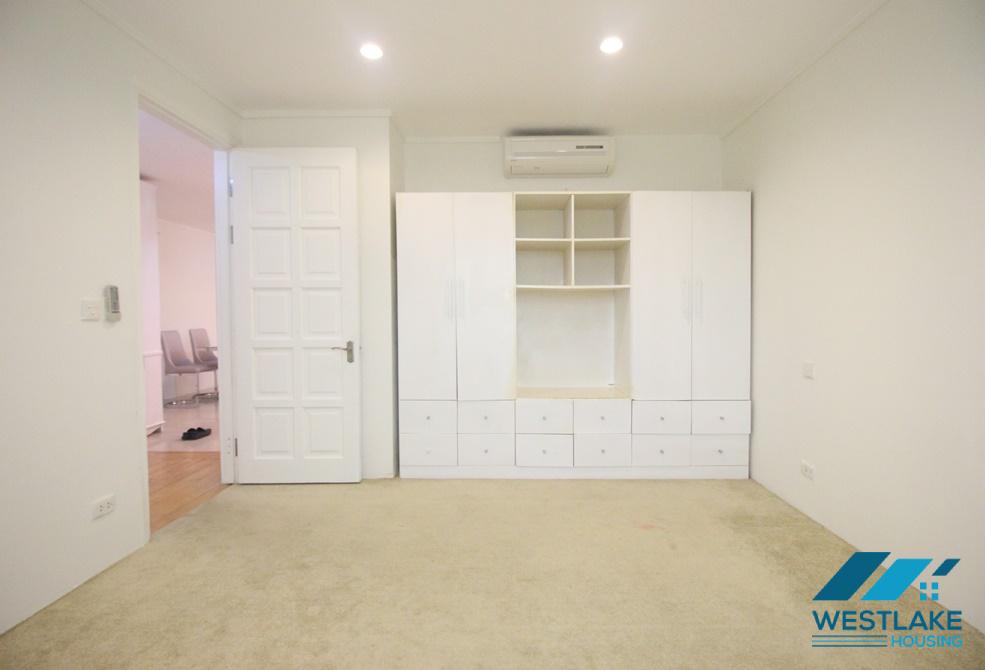 Nice duplex apartment for lease in E tower Ciputra, Tay Ho, Ha Noi