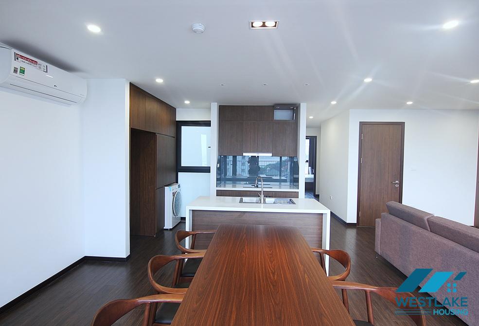 Cho Thuê Căn Hộ 2 Phòng Ngủ Mới Đẹp, Hiện Đại, Ban Công View Hồ Sáng Thoáng Tại Đường Tô Ngọc Vân, Tây Hồ, Hà Nội
