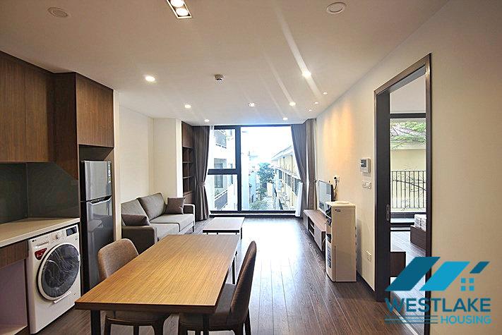 Cho Thuê Căn Hộ Một Phòng Ngủ Đẹp, Hiện Đại Và Sáng Sủa Tại Tô Ngọc Vân,Tây Hồ, Hà Nội