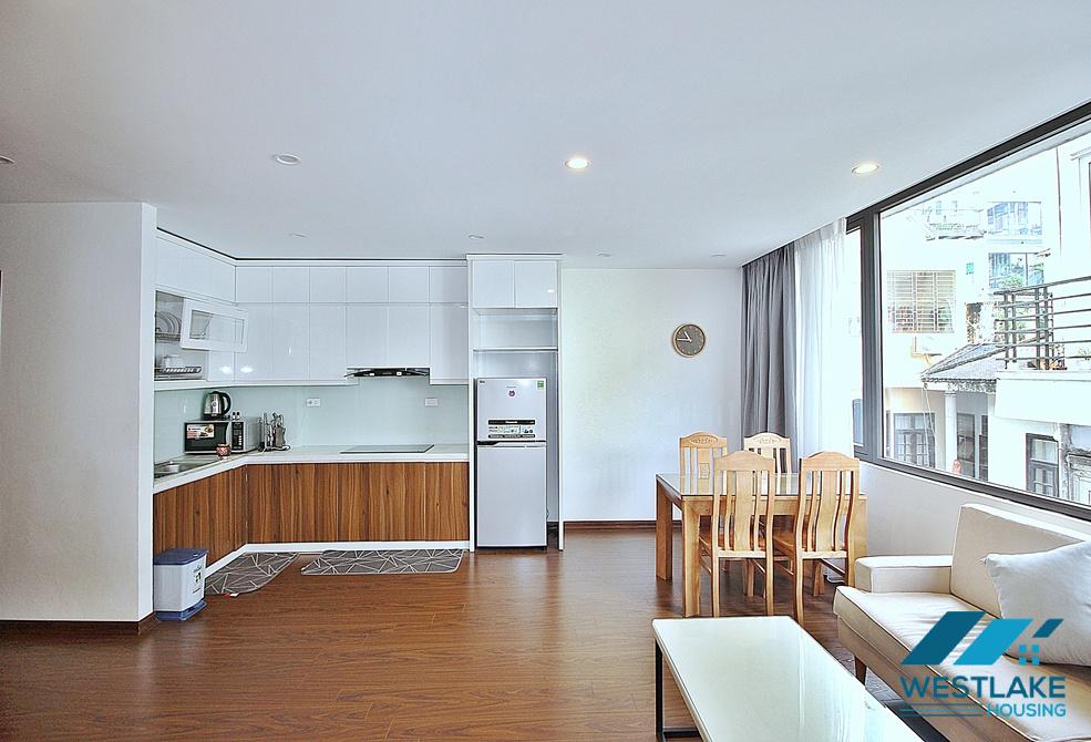 Cheap price 02 bedrooms apartment for rent in Tu Hoa area, Tay Ho, Ha Noi