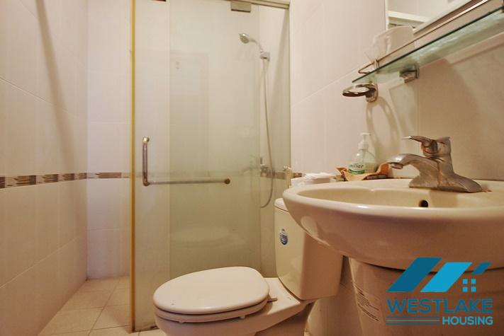 Cho Thuê Nhà 5 Phòng Ngủ, Sân Rộng Vừa Ơ Vừa Làm Văn Phòng Tại Lạc Long Quân, Tây Hồ, Hà Nội