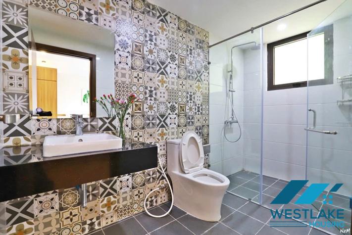 Cho Thuê Căn Hộ 2 Phòng Ngủ Mới Đẹp, Hiện Đại View  Hồ Sáng Thoáng Tại Âu Cơ Tây Hồ, Hà Nội