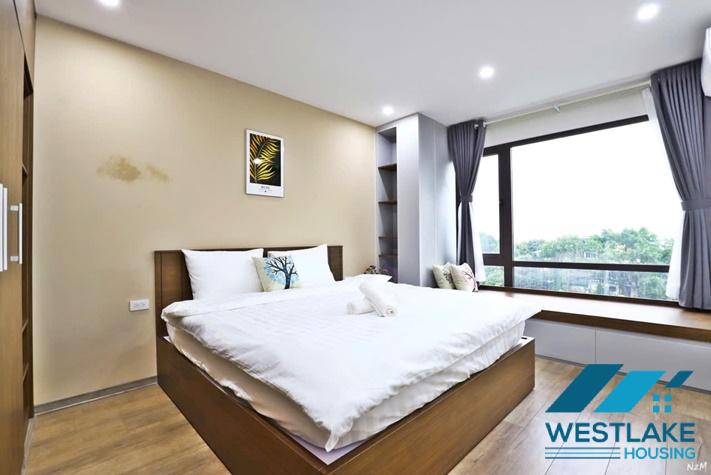 Cho Thuê Căn Hộ 2 Phòng Ngủ Mới Đẹp, Hiện Đại View  Hồ Sáng Thoáng Tại Âu Cơ Tây Hồ, Hà Nội