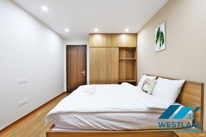 Căn Hộ 2 Phòng Ngủ Mới Đẹp , Hiện Đại View Hồ Thoáng Sáng Cho Thuê Tại Âu Cơ Tây Hồ, Hà Nội